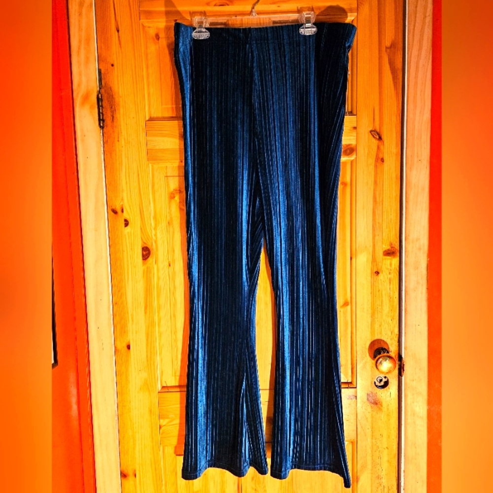 Blue/green pants